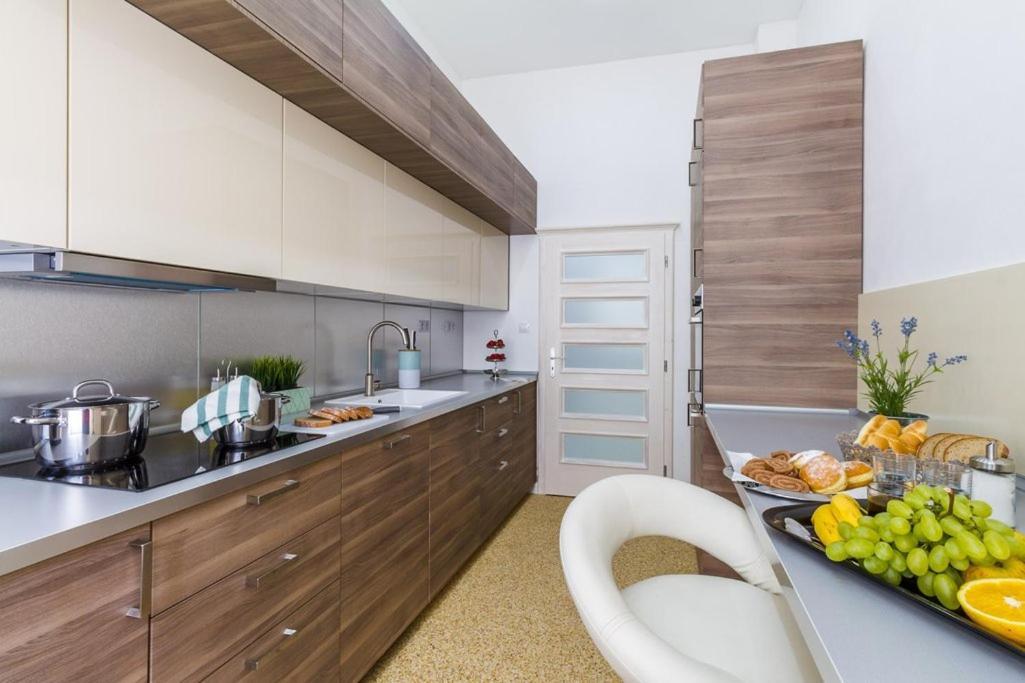 Stylish Apartment 5 Minutes Walk From City Center 프라하 외부 사진
